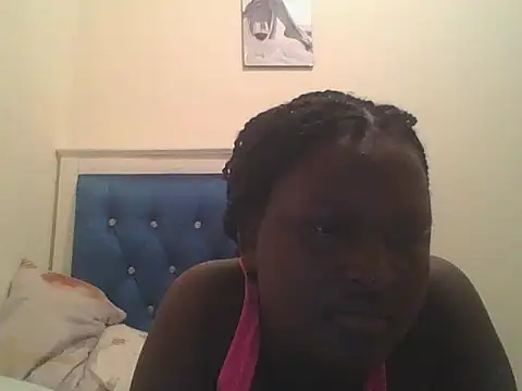 Snapshot of Heavy_ass chatting on 02-18-25, 06:26 Heavy ass online show from 02-18-25, 06:26