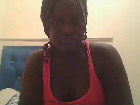 Snapshot of Heavy_ass chatting on 02-20-25, 05:40 Heavy ass online show from 02-20-25, 05:40