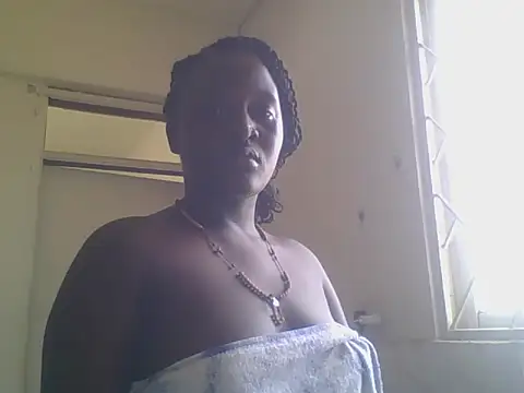 Snapshot of Heavy_ass chatting on 02-24-25, 09:53 Heavy ass online show from 02-24-25, 09:53