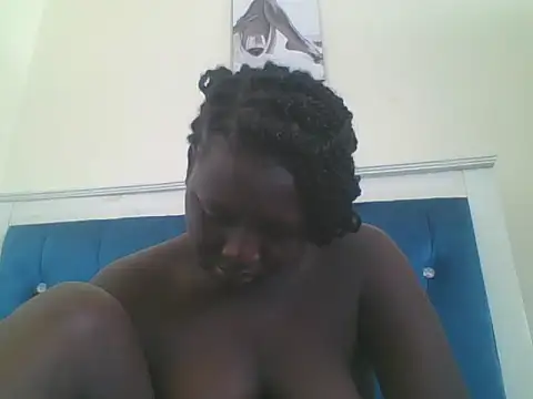 Snapshot of Heavy_ass chatting on 03-04-25, 06:26 Heavy ass online show from 03-04-25, 06:26