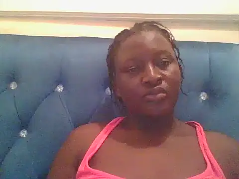 Snapshot of Heavy_ass chatting on 03-07-25, 04:55 Heavy ass online show from 03-07-25, 04:55