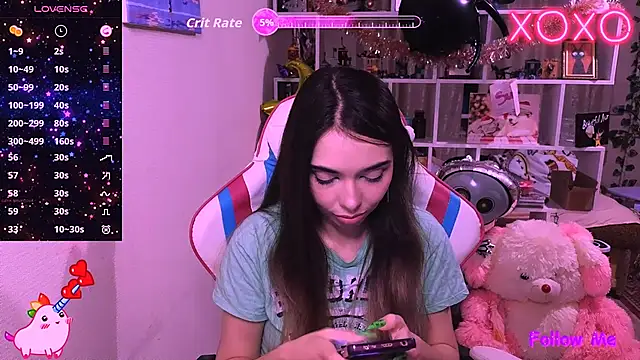 Snapshot of Sia_Shine chatting on 10-12-25, 04:39 Sia Shine online show from 10-12-25, 04:39