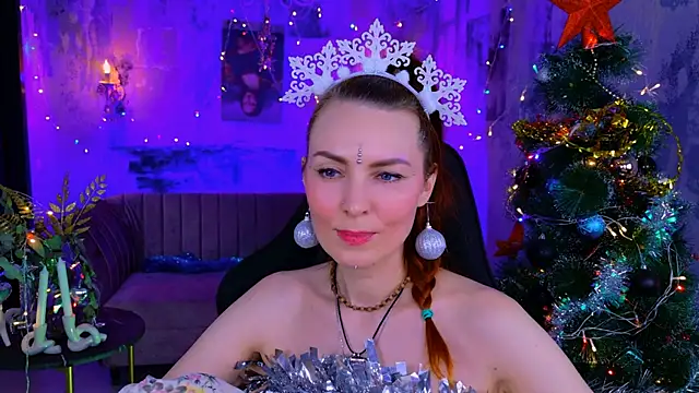 Snapshot of VandaRossi chatting on 12-30-24, 02:19 VandaRossi online show from 12-30-24, 02:19