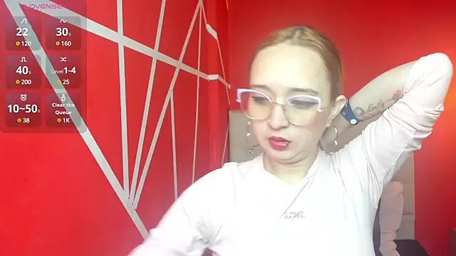Liaroberts1 online show from 12-19-24, 12:12