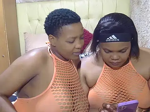 Xxxsluts online show from 10-09-25, 03:37