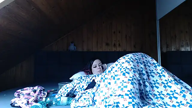 Snapshot of BoeseMoni1998 chatting on 10-28-25, 02:31 BoeseMoni1998 online show from 10-28-25, 02:31