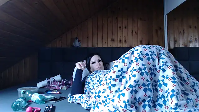 Snapshot of BoeseMoni1998 chatting on 10-31-25, 08:04 BoeseMoni1998 online show from 10-31-25, 08:04