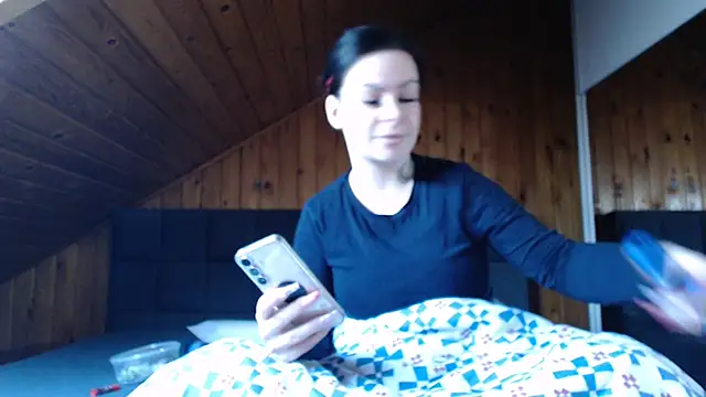 Snapshot of BoeseMoni1998 chatting on 11-21-25, 11:53 BoeseMoni1998 online show from 11-21-25, 11:53