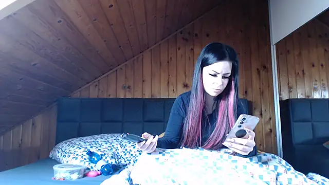 Snapshot of BoeseMoni1998 chatting on 11-22-25, 11:42 BoeseMoni1998 online show from 11-22-25, 11:42