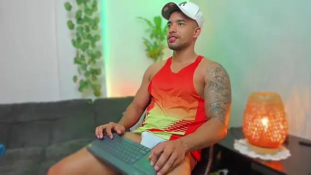 LincomAmith online show from 01-04-25, 03:18