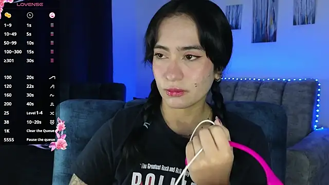 ZaraDames  online show from 10-23-25, 04:01