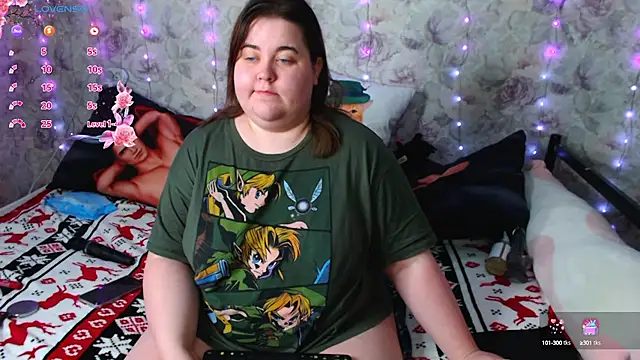 Estelle Hicks online show from 12-16-24, 06:05