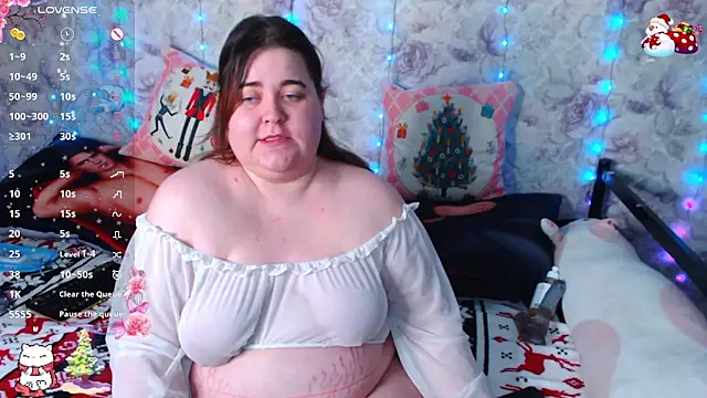 Estelle Hicks online show from 12-24-24, 07:44