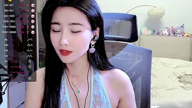 Snapshot of FeiFei-babe chatting on 01-17-25, 05:19 FeiFei-babe online show from 01-17-25, 05:19