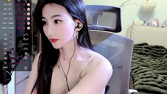 Snapshot of FeiFei-babe chatting on 01-23-25, 08:35 FeiFei-babe online show from 01-23-25, 08:35