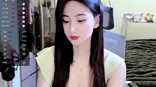 Snapshot of FeiFei-babe chatting on 01-24-25, 05:42 FeiFei-babe online show from 01-24-25, 05:42