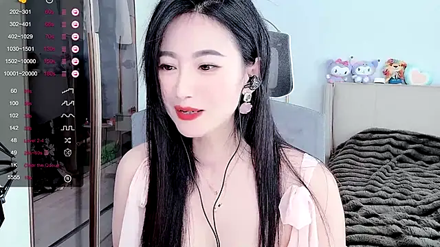 Snapshot of FeiFei-babe chatting on 02-08-25, 07:15 FeiFei-babe online show from 02-08-25, 07:15