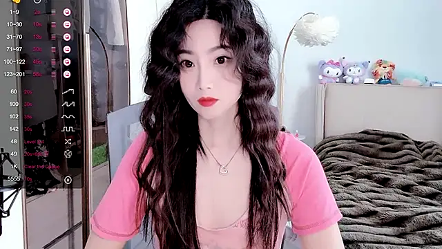 Snapshot of FeiFei-babe chatting on 02-11-25, 04:44 FeiFei-babe online show from 02-11-25, 04:44