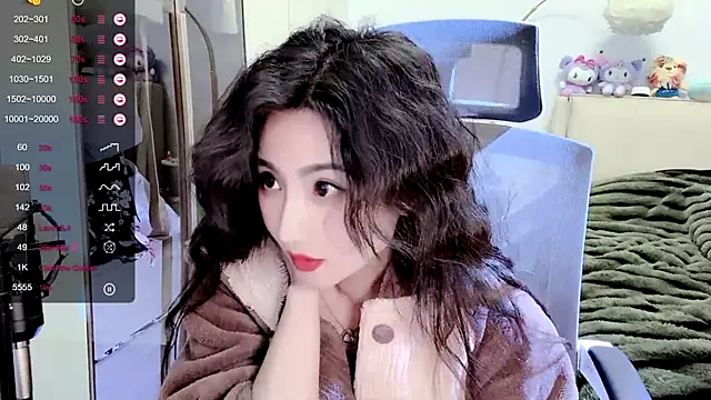 Snapshot of FeiFei-babe chatting on 02-12-25, 06:08 FeiFei-babe online show from 02-12-25, 06:08