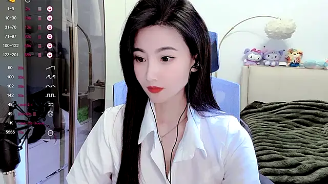 Snapshot of FeiFei-babe chatting on 02-13-25, 05:54 FeiFei-babe online show from 02-13-25, 05:54