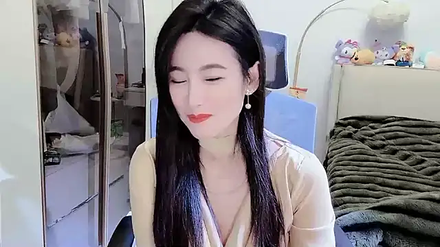 Snapshot of FeiFei-babe chatting on 02-23-25, 01:42 FeiFei-babe online show from 02-23-25, 01:42