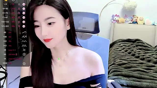 Snapshot of FeiFei-babe chatting on 03-01-25, 02:44 FeiFei-babe online show from 03-01-25, 02:44