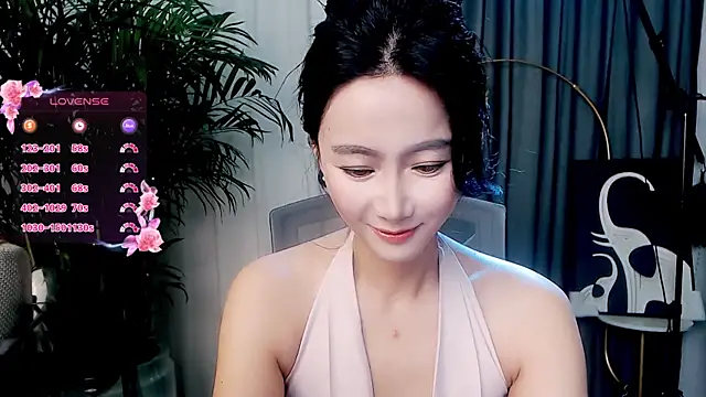 Snapshot of FeiFei-babe chatting on 11-15-25, 04:25 FeiFei-babe online show from 11-15-25, 04:25