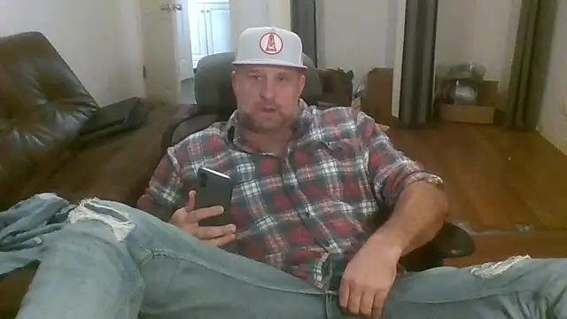 poundyouout69 online show from 02-04-26, 06:25