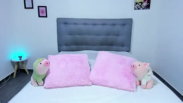 Snapshot of Agataowens chatting on 01-29-25, 01:48 Agataowens online show from 01-29-25, 01:48