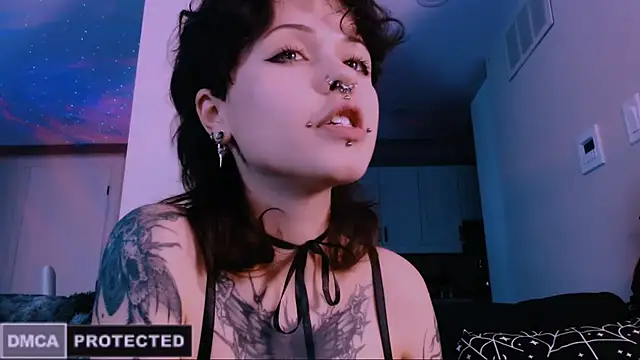 Snapshot of NaughtyLittleFox chatting on 01-16-26, 02:37 NaughtyLittleFox online show from 01-16-26, 02:37