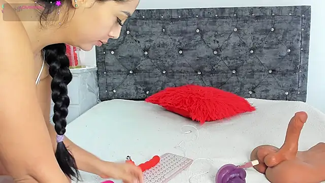 anastasia danger online show from 12-12-24, 01:06