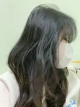 minmin2kk5 online show from 01-12-25, 01:00