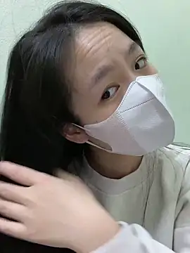 minmin2kk5 online show from 01-18-25, 12:46