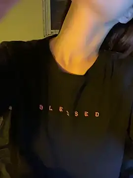 minmin2kk5 online show from 03-31-26, 06:14