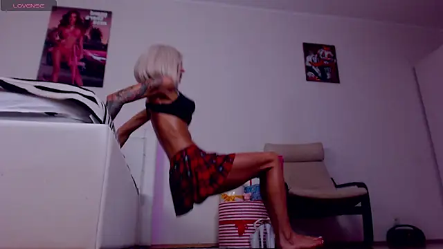 Sonja Stripper Ray online show from 11-08-25, 09:20