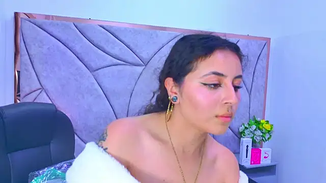 celeste blue69 online show from 12-14-25, 04:40