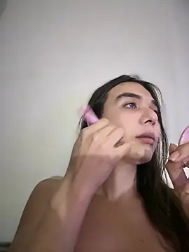 saracaball  online show from 11-19-25, 04:12