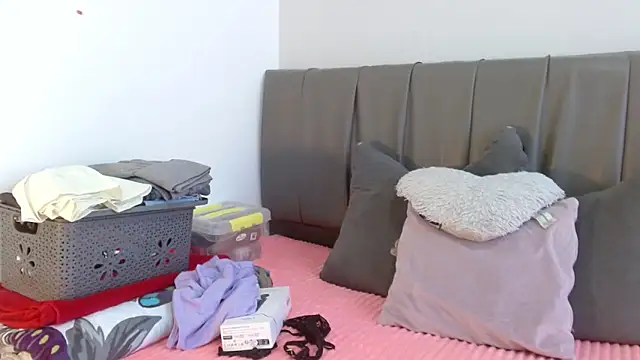 Cherllynn online show from 01-07-25, 02:30