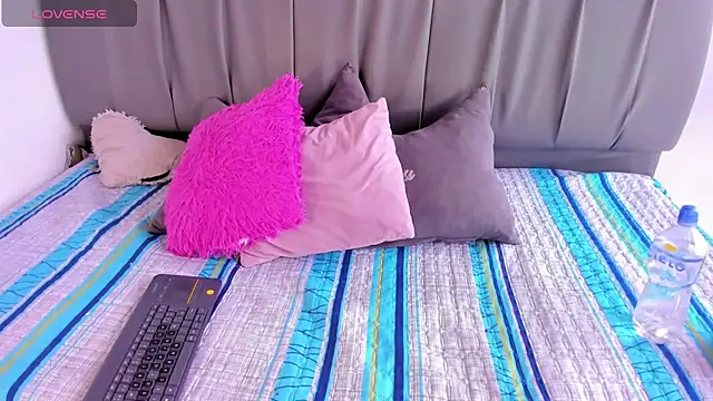 Cherllynn online show from 09-13-25, 05:02