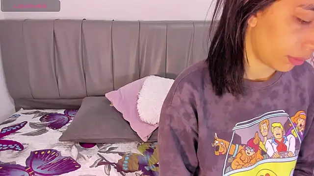 Cherllynn online show from 10-07-25, 03:53