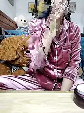 cream1299 online show from 02-17-26, 01:07