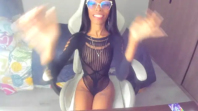 Snapshot of Crystal_florez24 chatting on 01-25-25, 03:09 Crystal florez24 online show from 01-25-25, 03:09