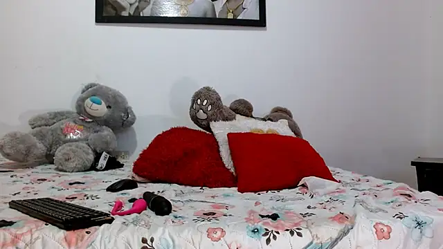 camilavagina24 online show from 02-23-26, 01:41