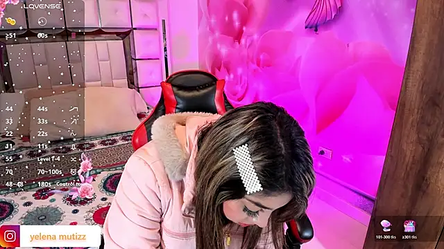 Yelena mutiz online show from 02-12-26, 01:06