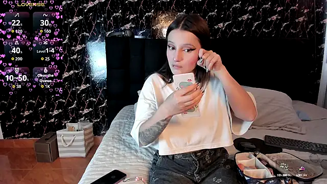 Elecktra sweet online show from 10-15-25, 07:47