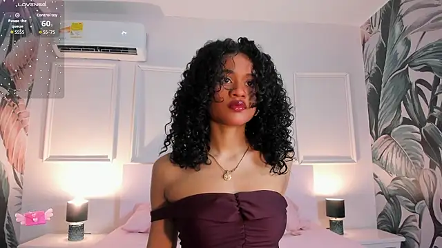 Aprillbrunette online show from 02-05-26, 11:37