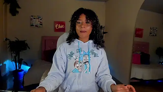 keyla roberts777 online show from 12-18-24, 07:41