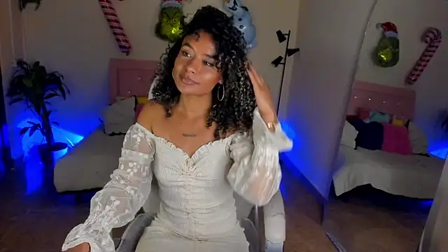 keyla roberts777 online show from 12-29-24, 07:22