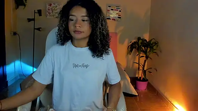 keyla roberts777 online show from 01-28-25, 11:17