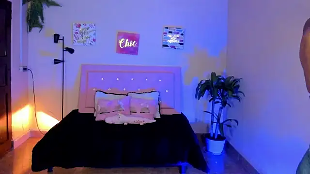 keyla roberts777 online show from 02-01-25, 07:44